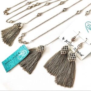 Betsey Blue ‘All That Jazz’ Silver Tassel Set NWT!